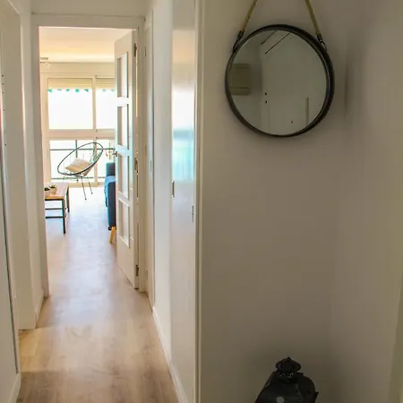 Skyline Alicante, Modern Flat First Beach Line Apartment *