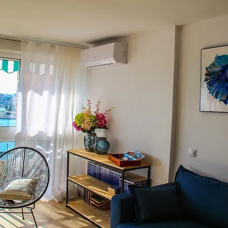 Skyline Alicante, Modern Flat First Beach Line Apartment Alicante