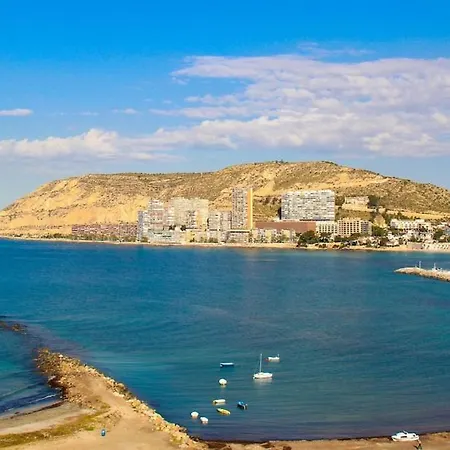 Apartment Skyline Alicante, Modern Flat First Beach Line